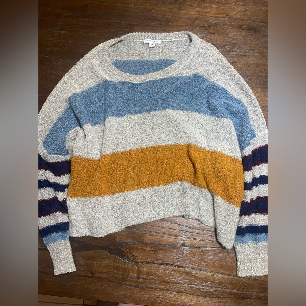 Oversized cropped sweater